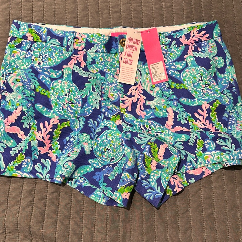 Lilly Pulitzer 
Callahan Knit Short
Turtle villa
